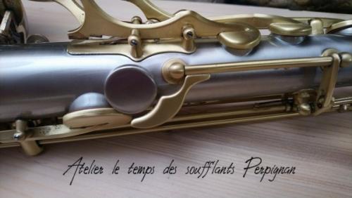 Saxophone ténor ADVENCE T1000 série maillechort vernis brossé.