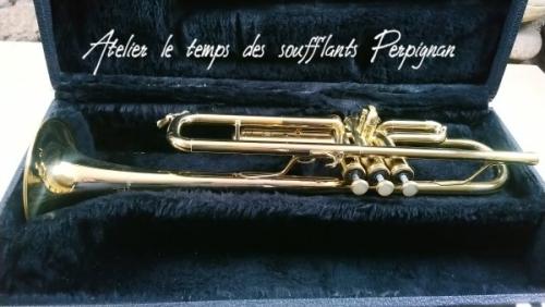Trompette COURTOIS modèle 420 UT/Sib