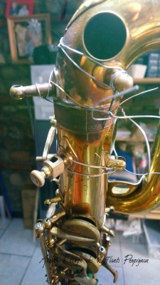 Réparation sur baryton SELMER MKVI